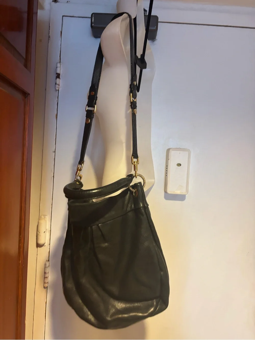 Marc Jacobs Classic Q Hillier Hobo handbag shoulder bag Crossbody purse logo